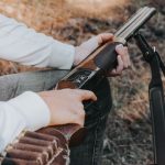 Безопасное обращение с оружием на охоте: основные правила