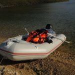 Как подготовить лодку к рыбалке: проверка корпуса, мотора и снаряжения